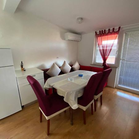 Renic Apartments Nin Bagian luar foto